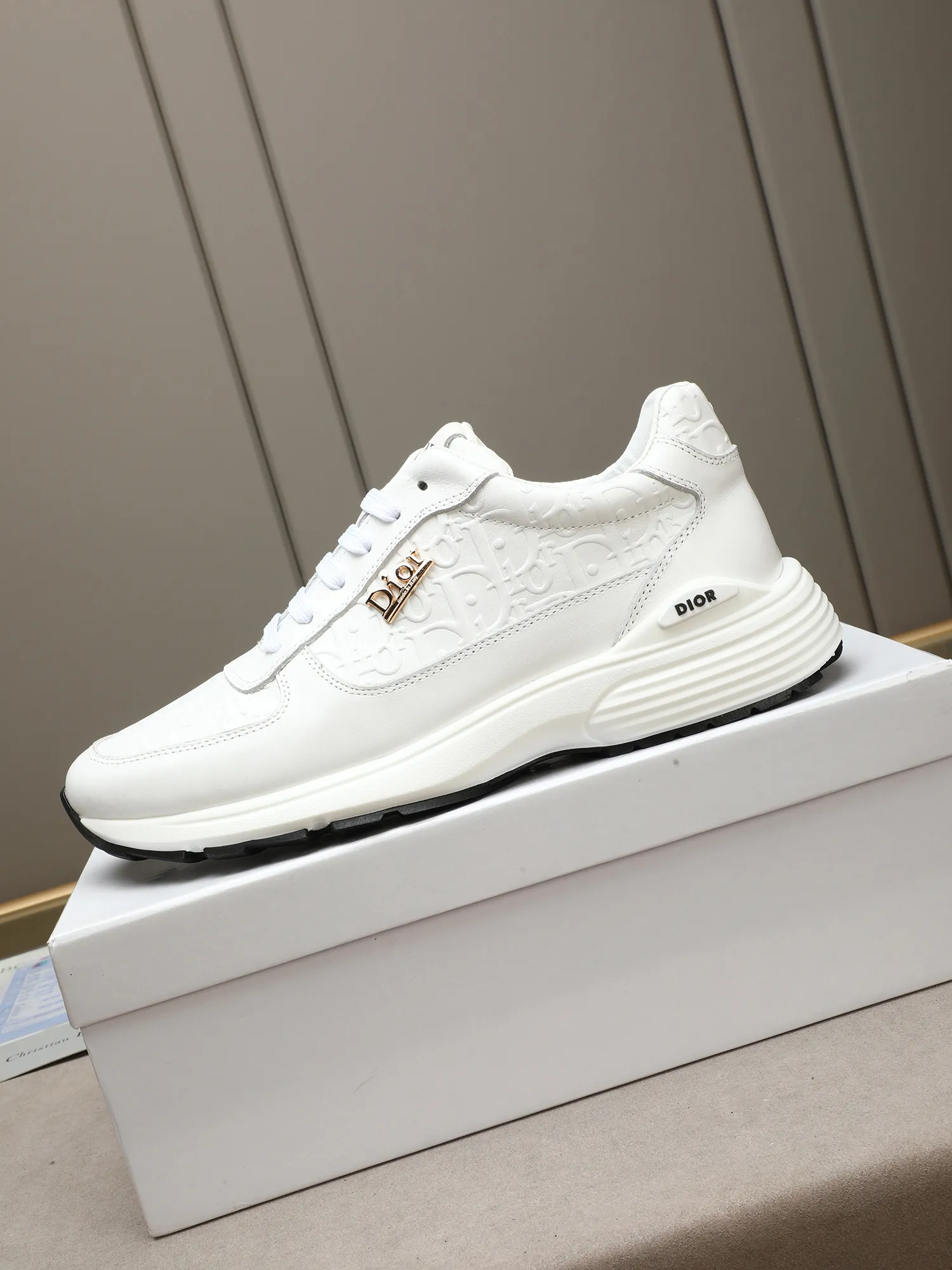 🆕🆕🆕Men's Shoes💰P460 Dior's avant-garde and versatile fashionable men's shoes are privately modeled, calfskin embossed, fashionable, simple, stylish, more eye-catching and more classy. It will subvert the old idea and be a must-have for fashionistas who want to spend time with you! Must keep it for yourself! High-end comfort and low-end, high-end quality workmanship. Code number: 38-44 (45 customized) 3 colors for your choice [kiss][kiss][kiss]
